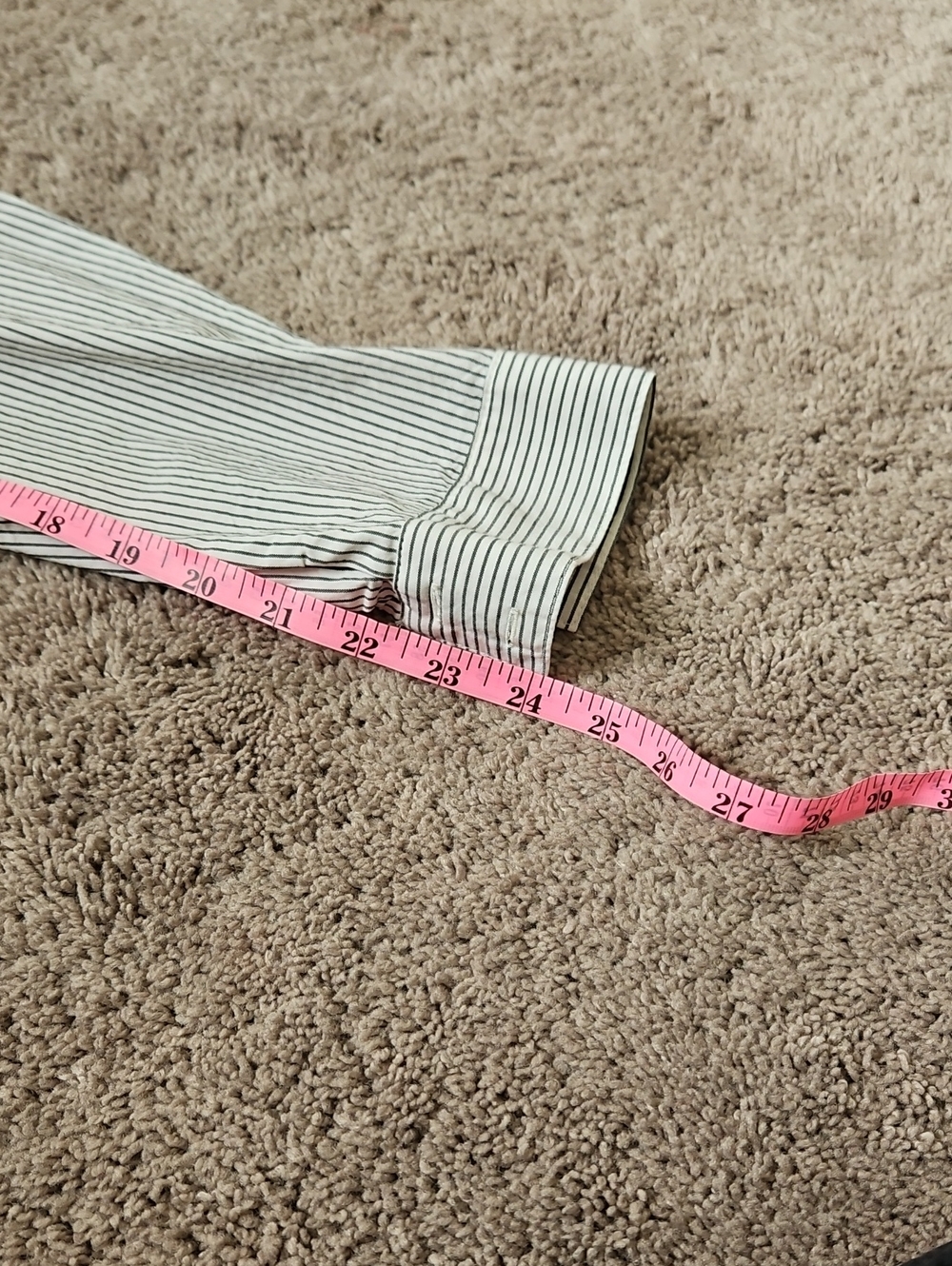 LOFT DRESS - Picture 15 of 16